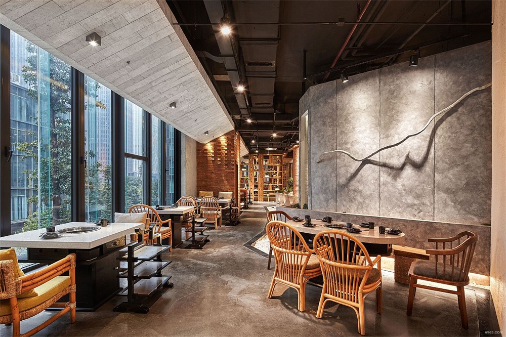 杭州现代工业风火锅餐厅装修设计案例